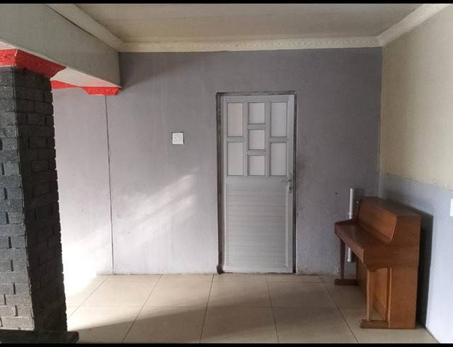 2 BEDROOM HOUSE FOR SALE IN THE HAGUE
